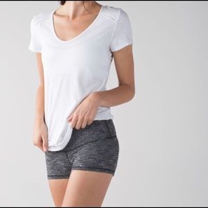 Lululemon Printed Shorts Excellent Condition